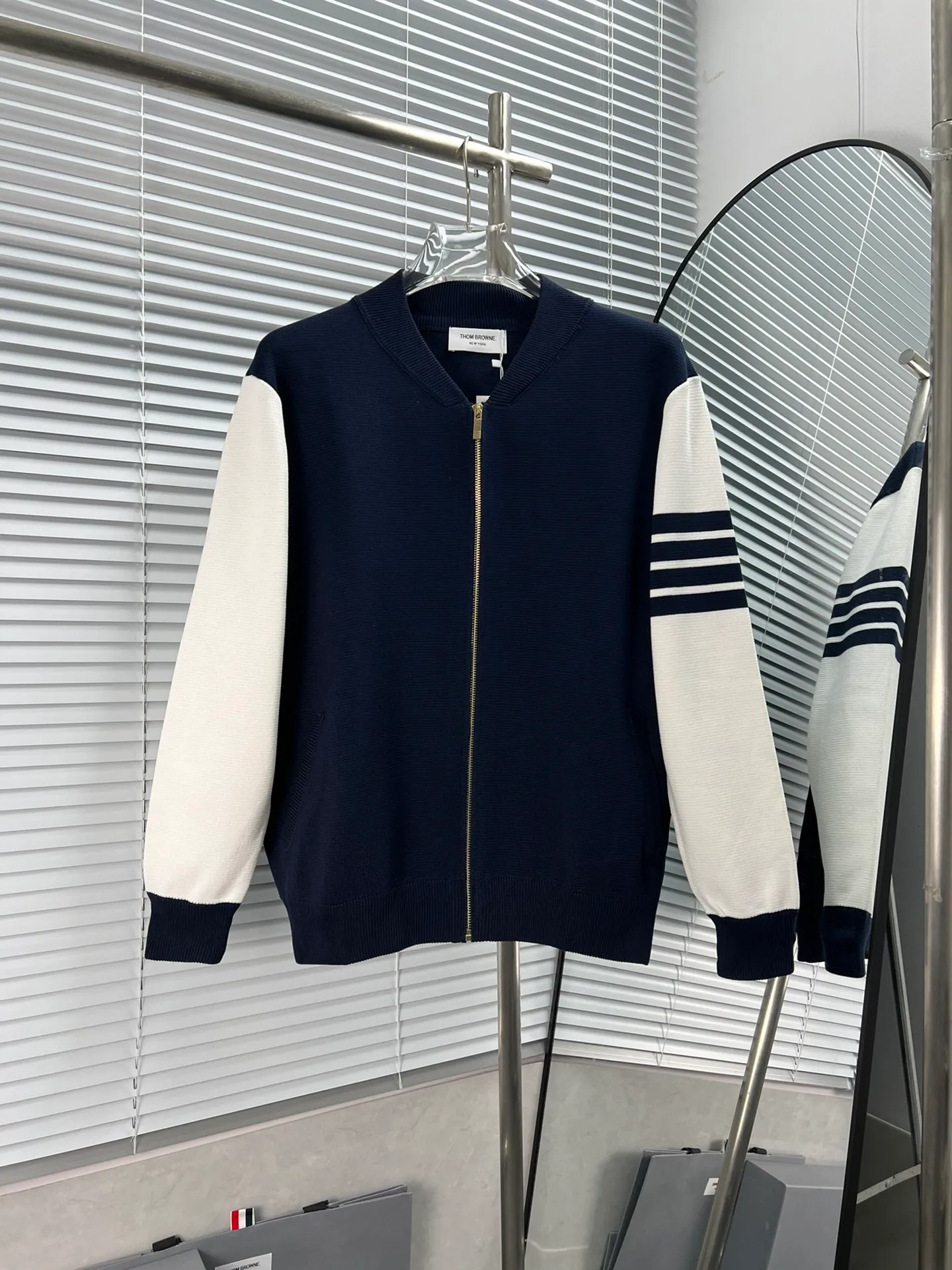 Thom Browne New Arrival Classic Premium ZP Versatile ZP ： Blue Gray Black Sizes：1234